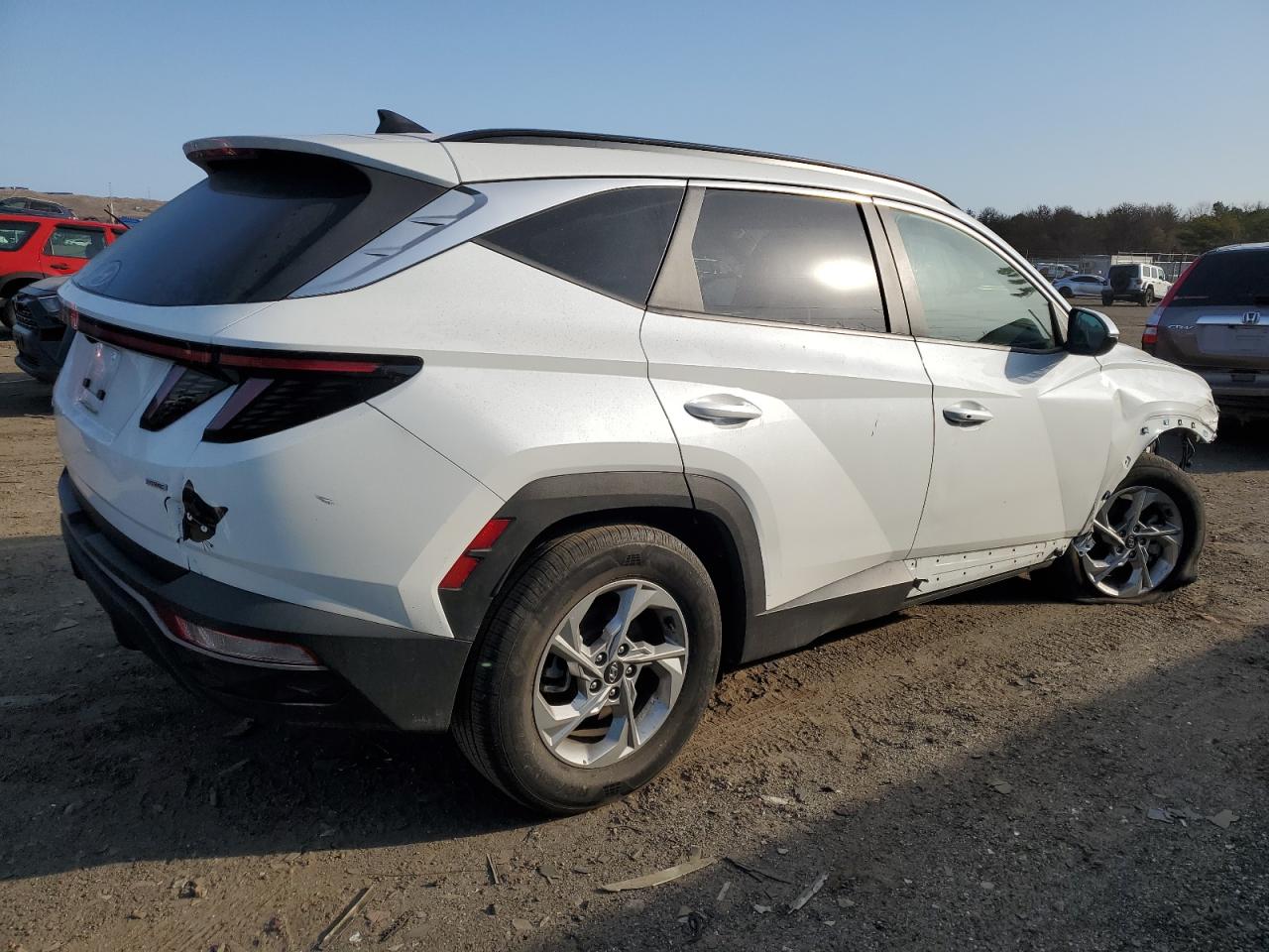 2022 Hyundai Tucson - Image 3
