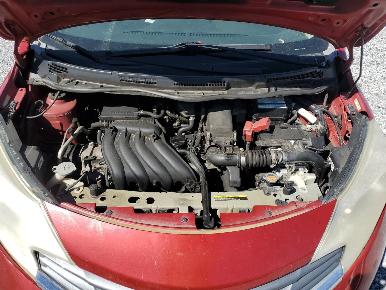 2015 Nissan Versa - Image 11