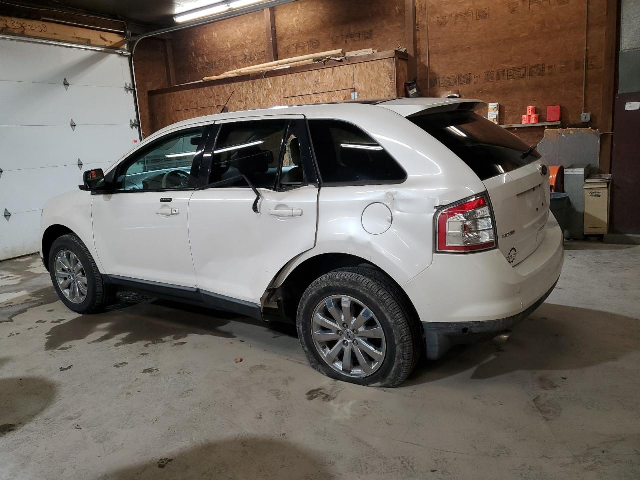 2010 Ford Edge - Image 2