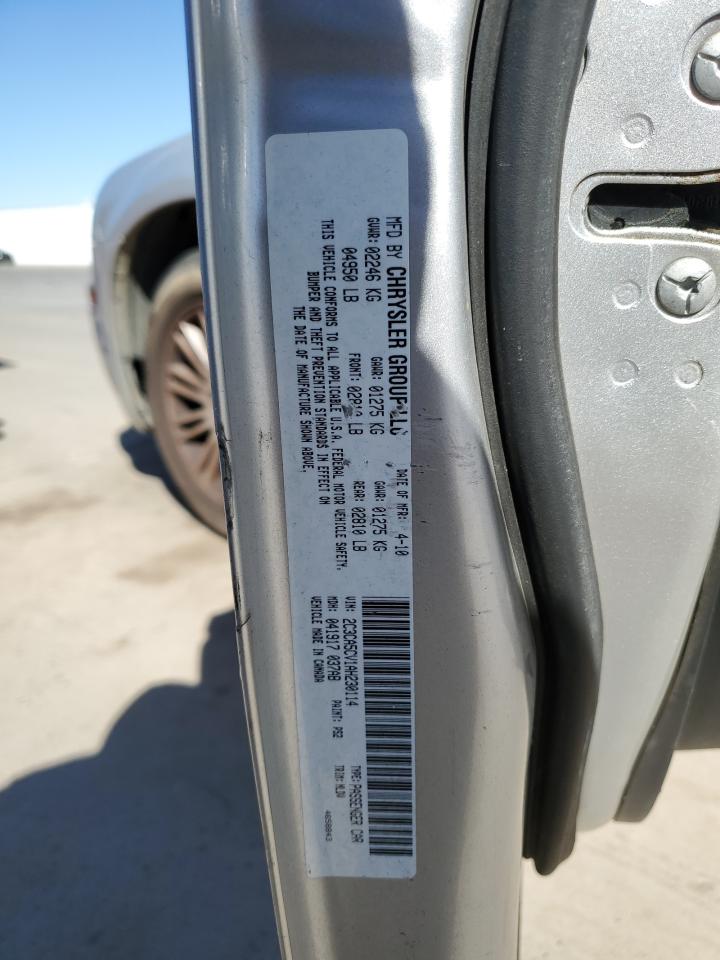 2010 Chrysler 300 - Image 12