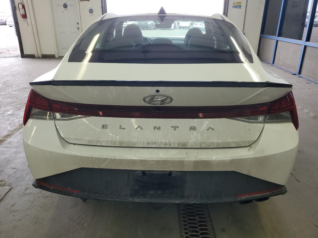 2023 Hyundai Elantra - Image 6