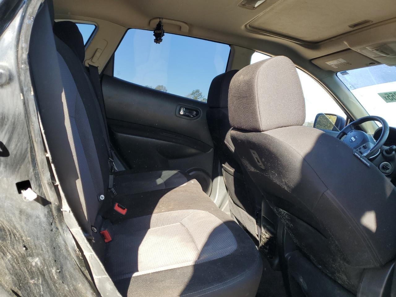 2013 Nissan Rogue - Image 11