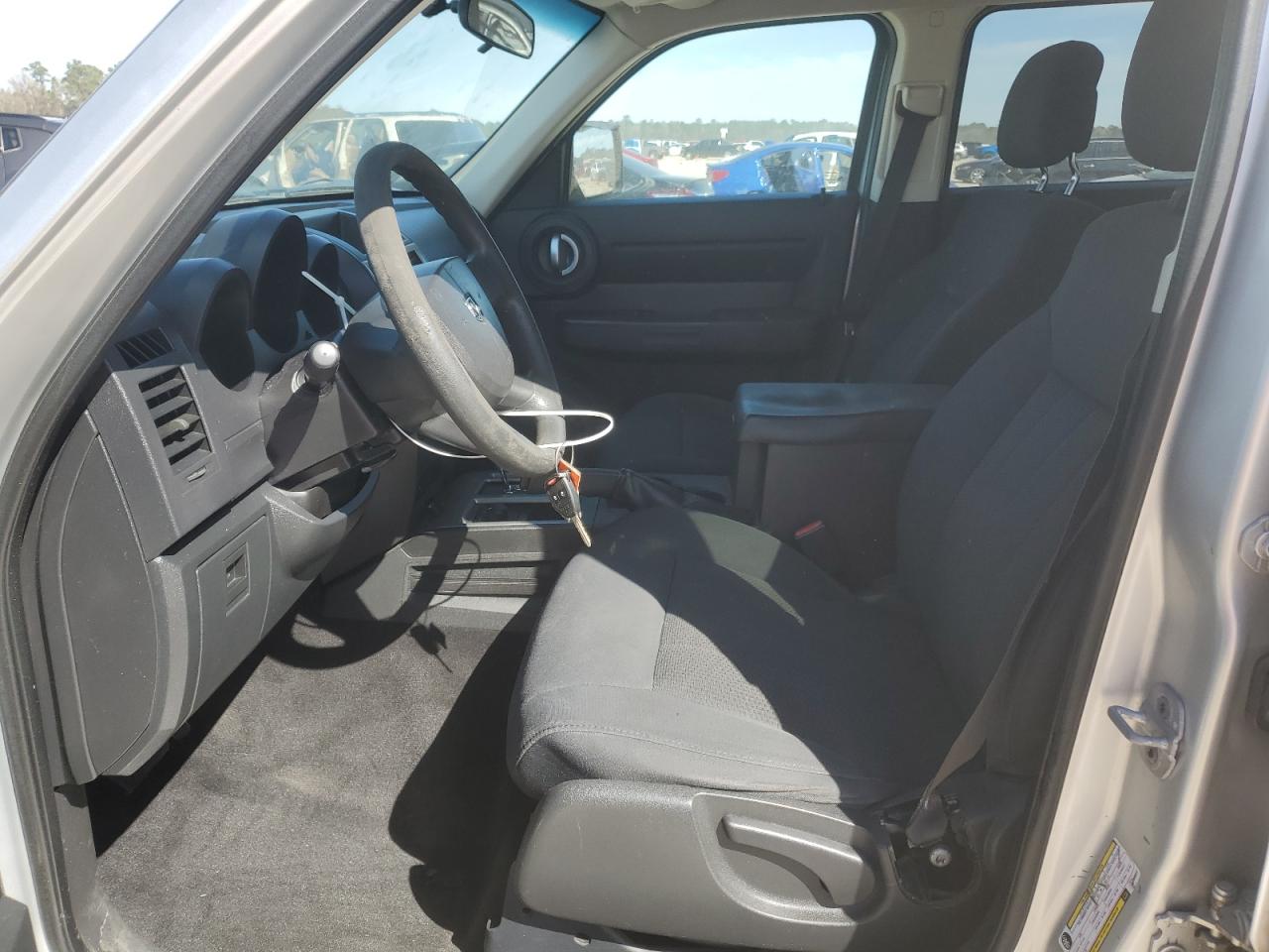 2011 Dodge Nitro - Image 7
