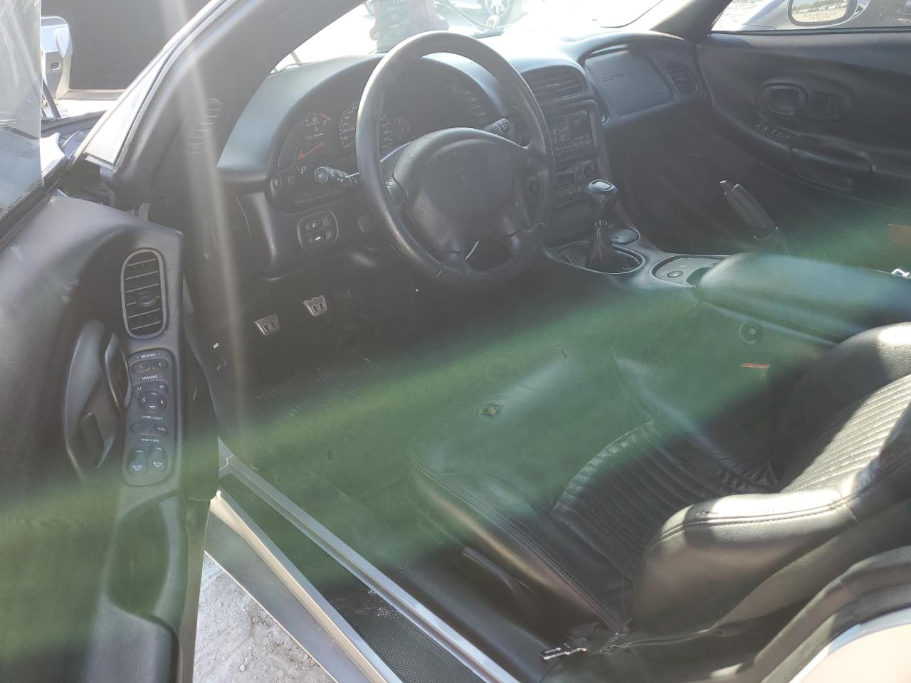 2001 Chevrolet Corvette - Image 8