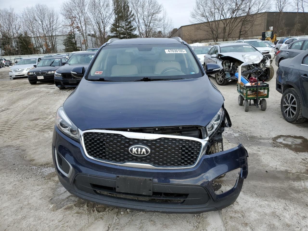 2017 Kia Sorento - Image 5