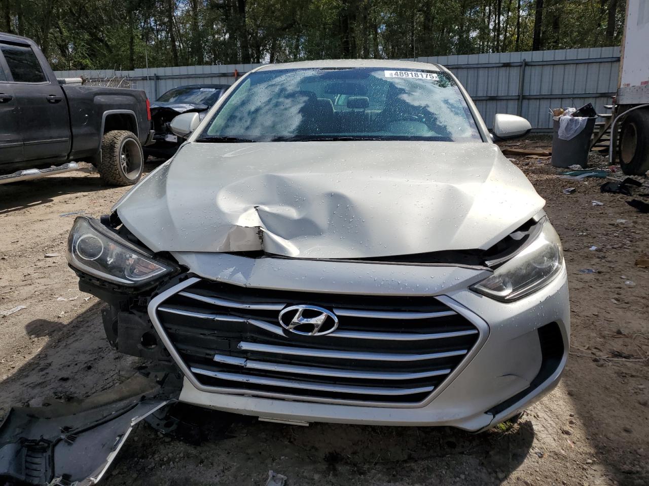 2017 Hyundai Elantra - Image 5