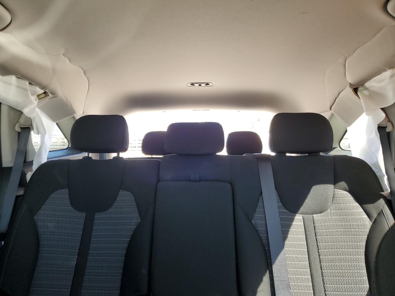 2022 Kia Sorento - Image 10