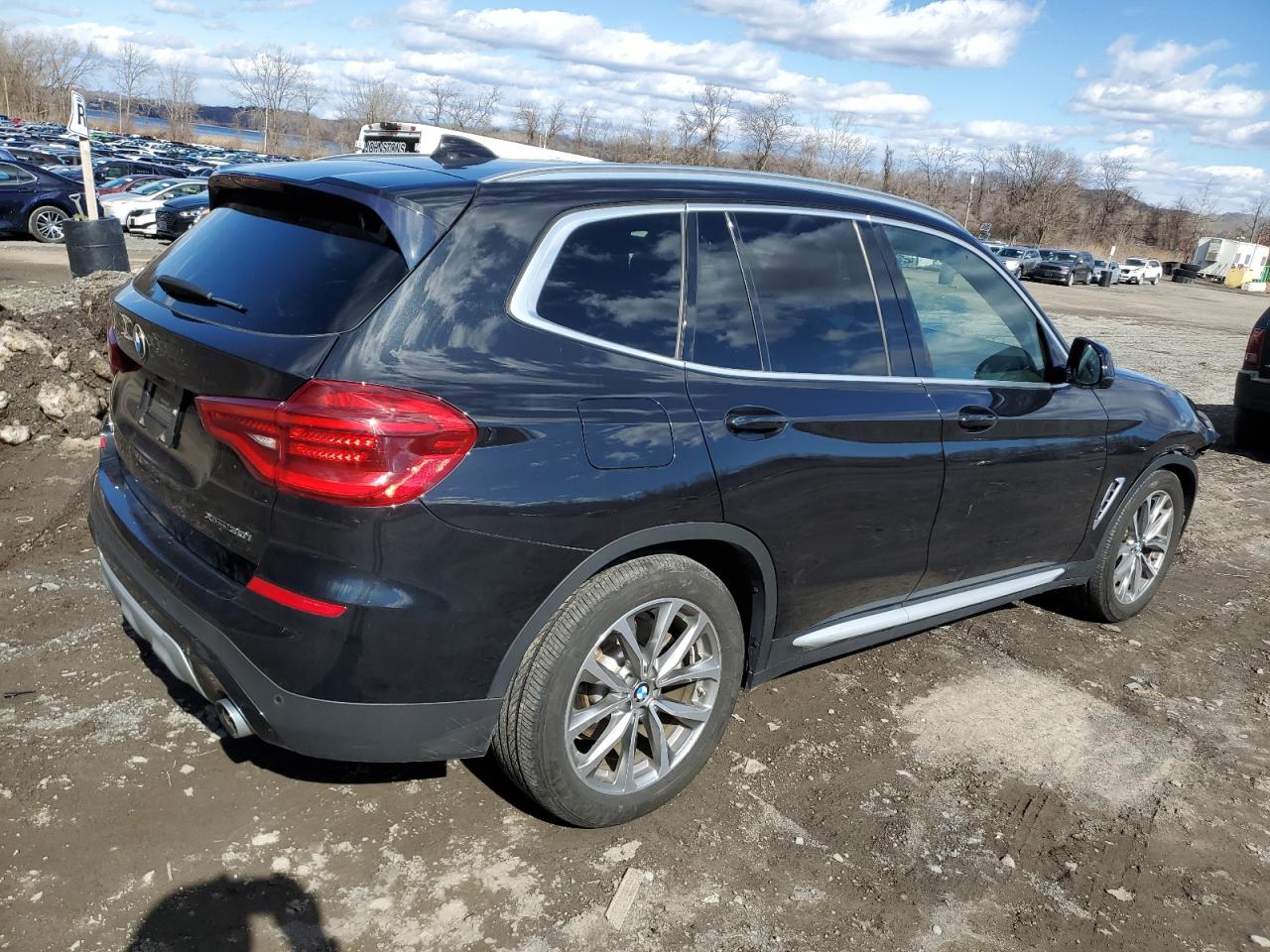 2019 BMW X3 - Image 3