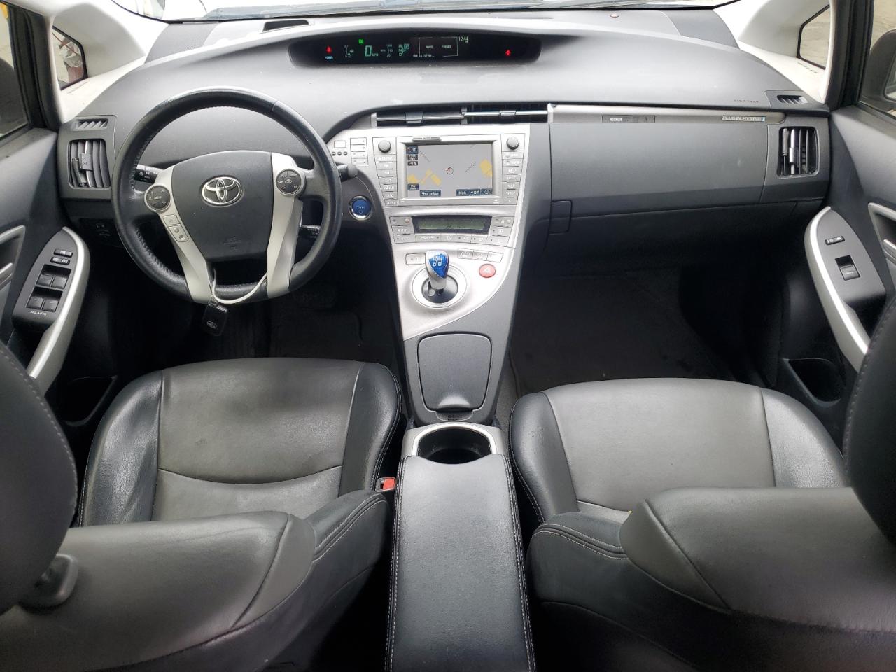 2014 Toyota Prius - Image 8