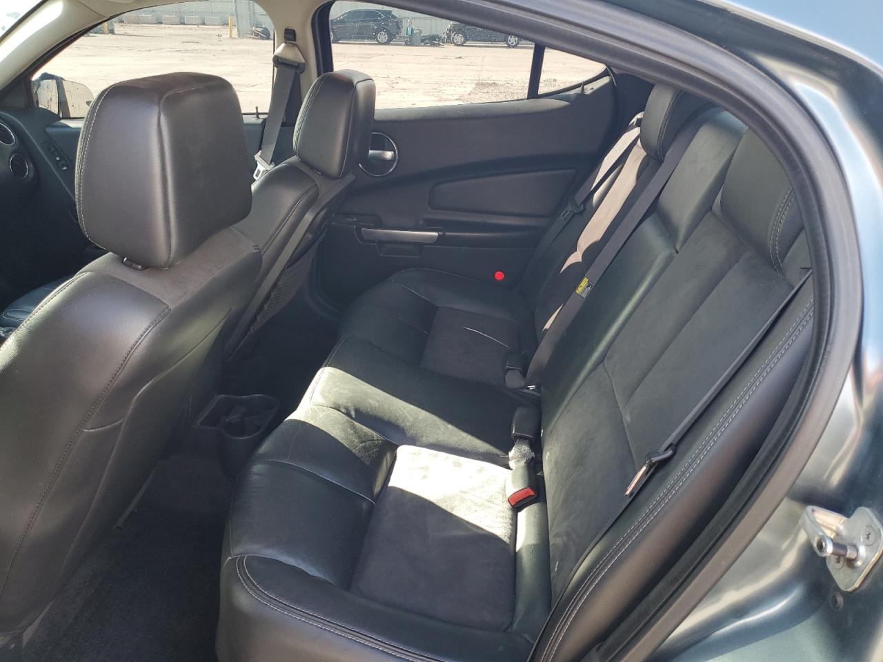 2006 Pontiac Grand Prix - Image 10