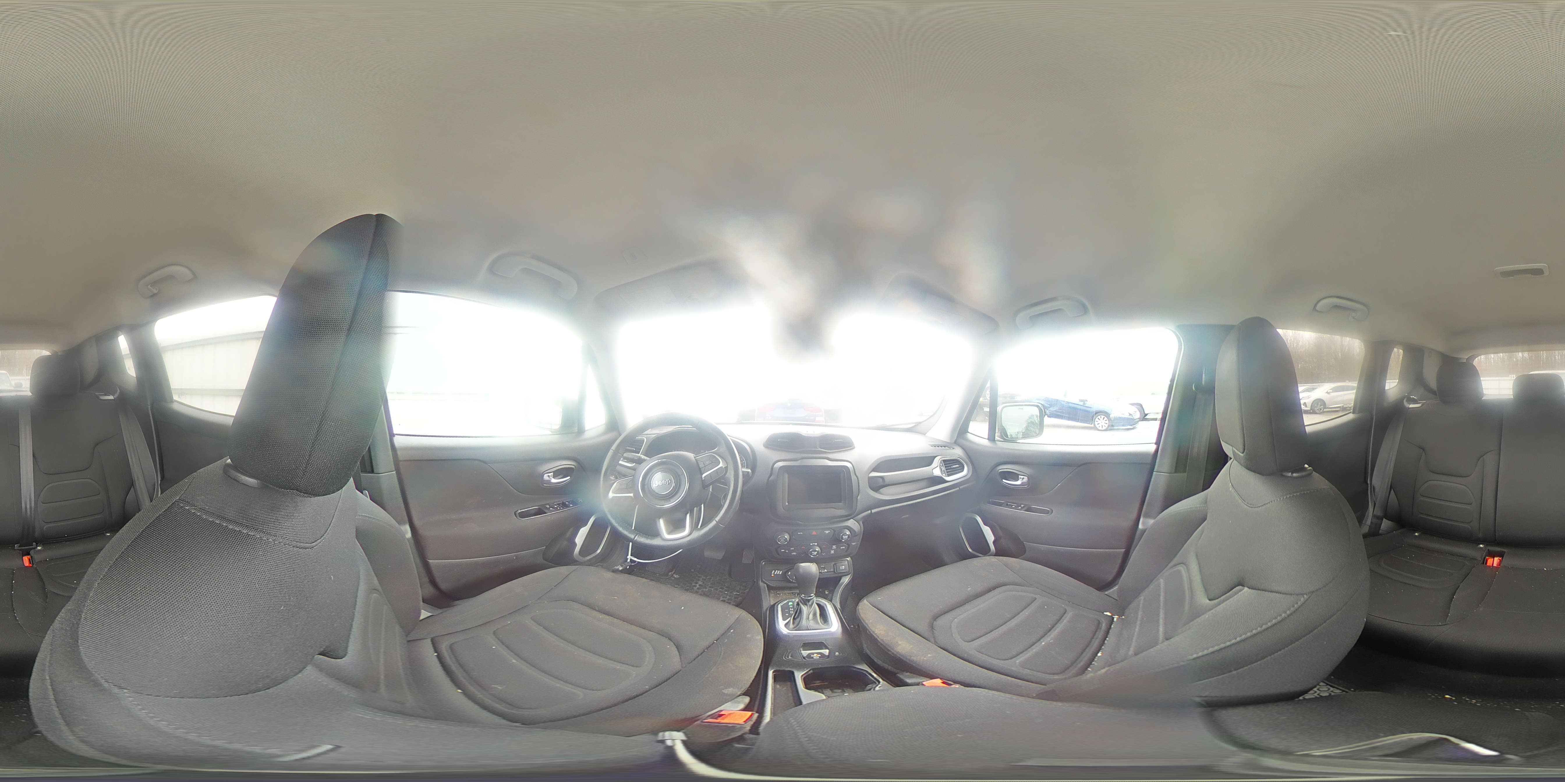 2019 Jeep Renegade - Image 13