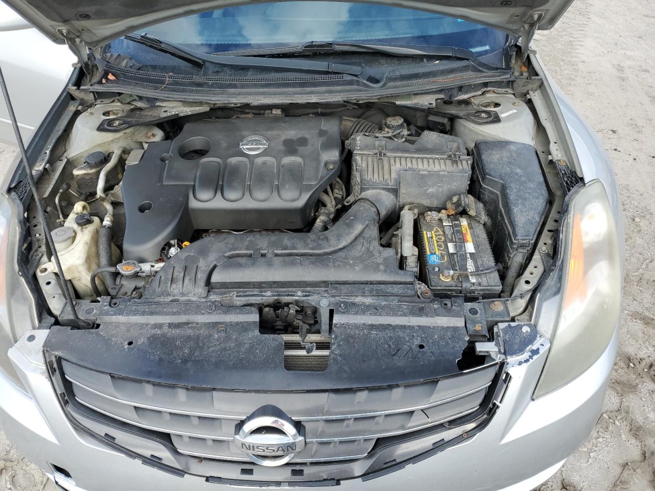 2009 Nissan Altima - Image 13
