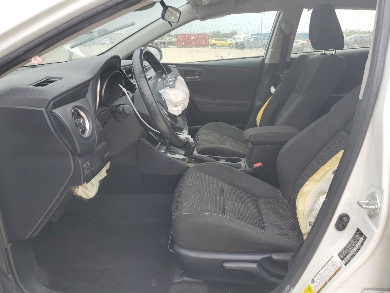 2018 Toyota Corolla - Image 7