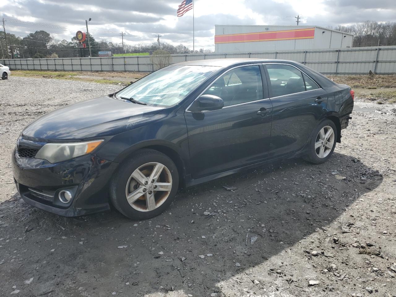 2013 Toyota Camry L იყიდება Montgomery-ში, AL - Rear End