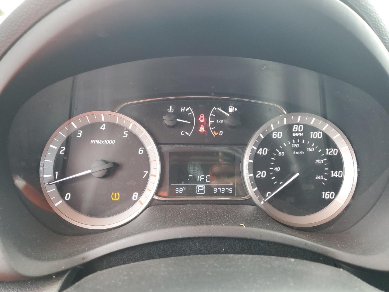 2015 Nissan Sentra - Image 9