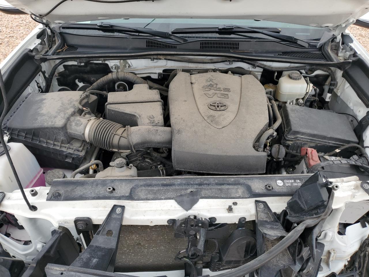 2016 Toyota Tacoma - Image 11