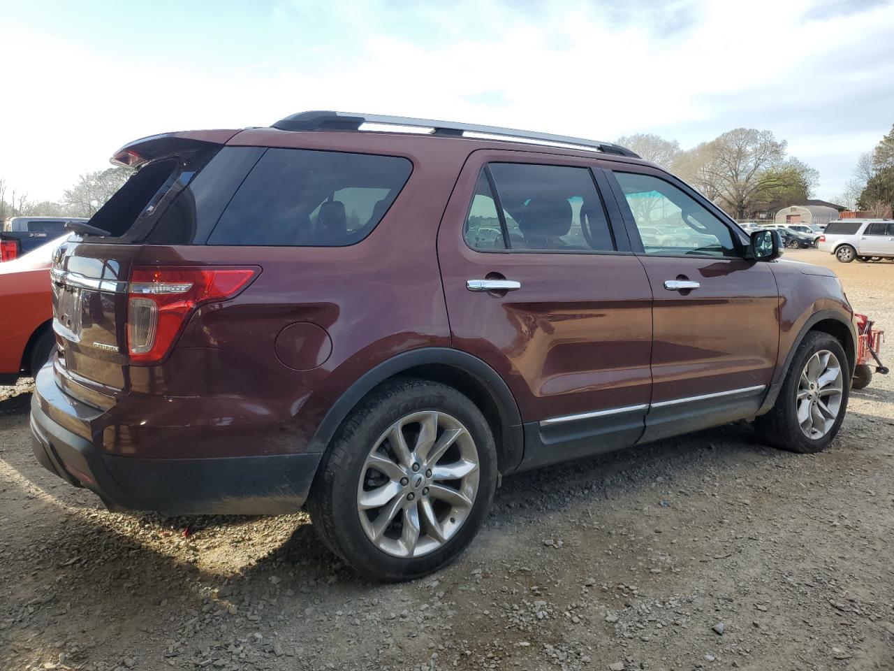 2015 Ford Explorer - Image 3