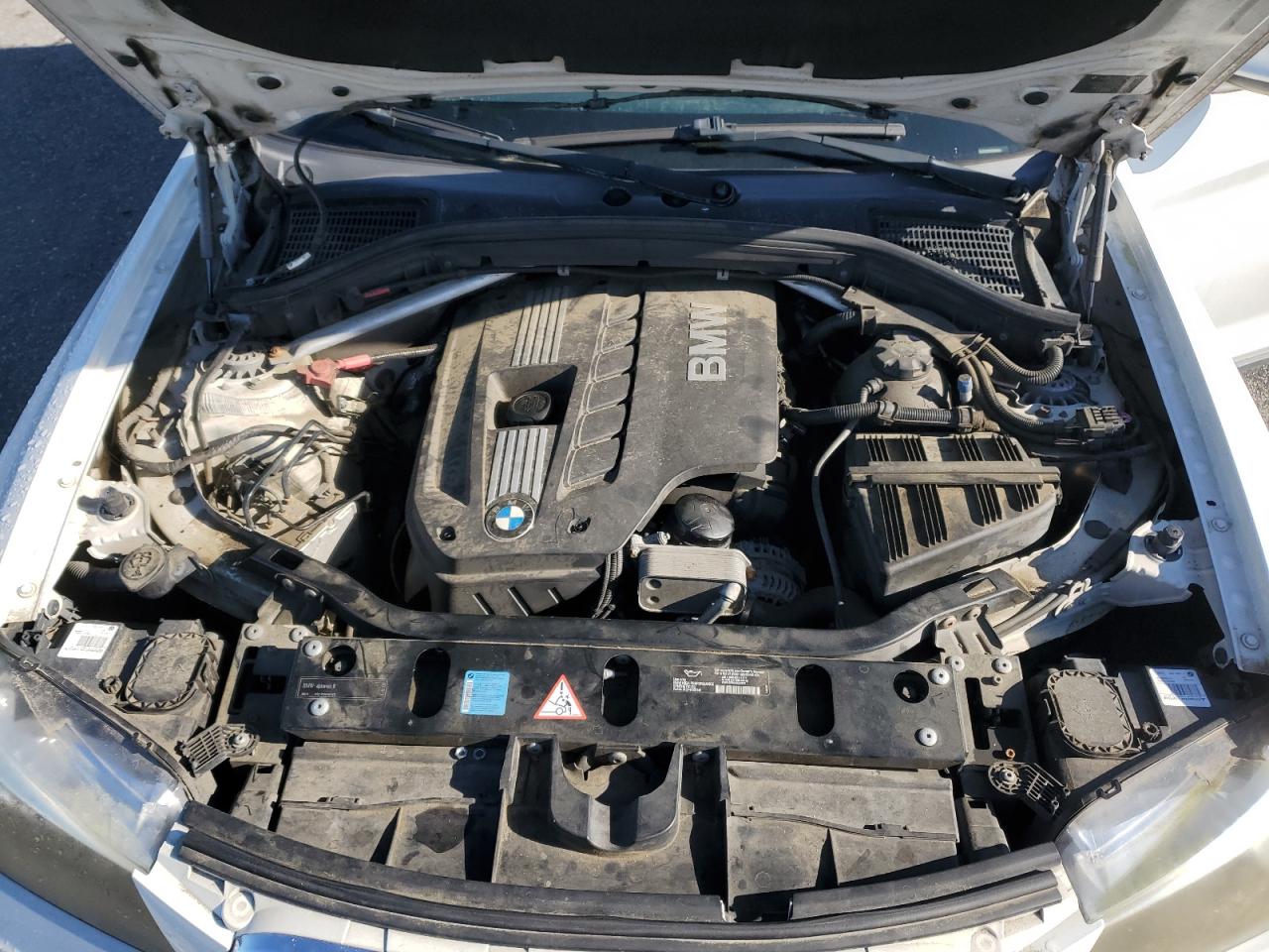 2011 BMW X3 - Image 12