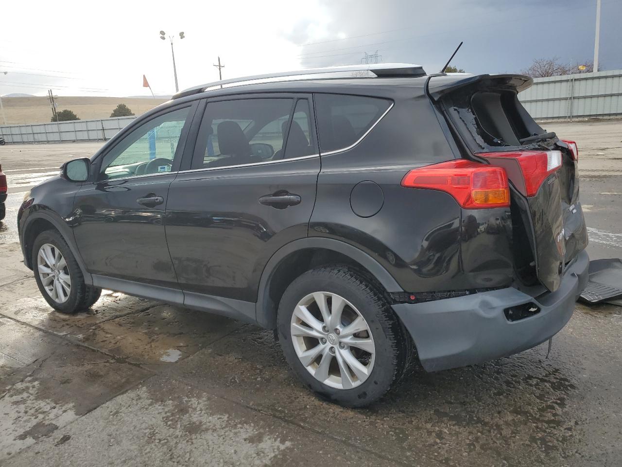 2014 Toyota RAV 4 - Image 2