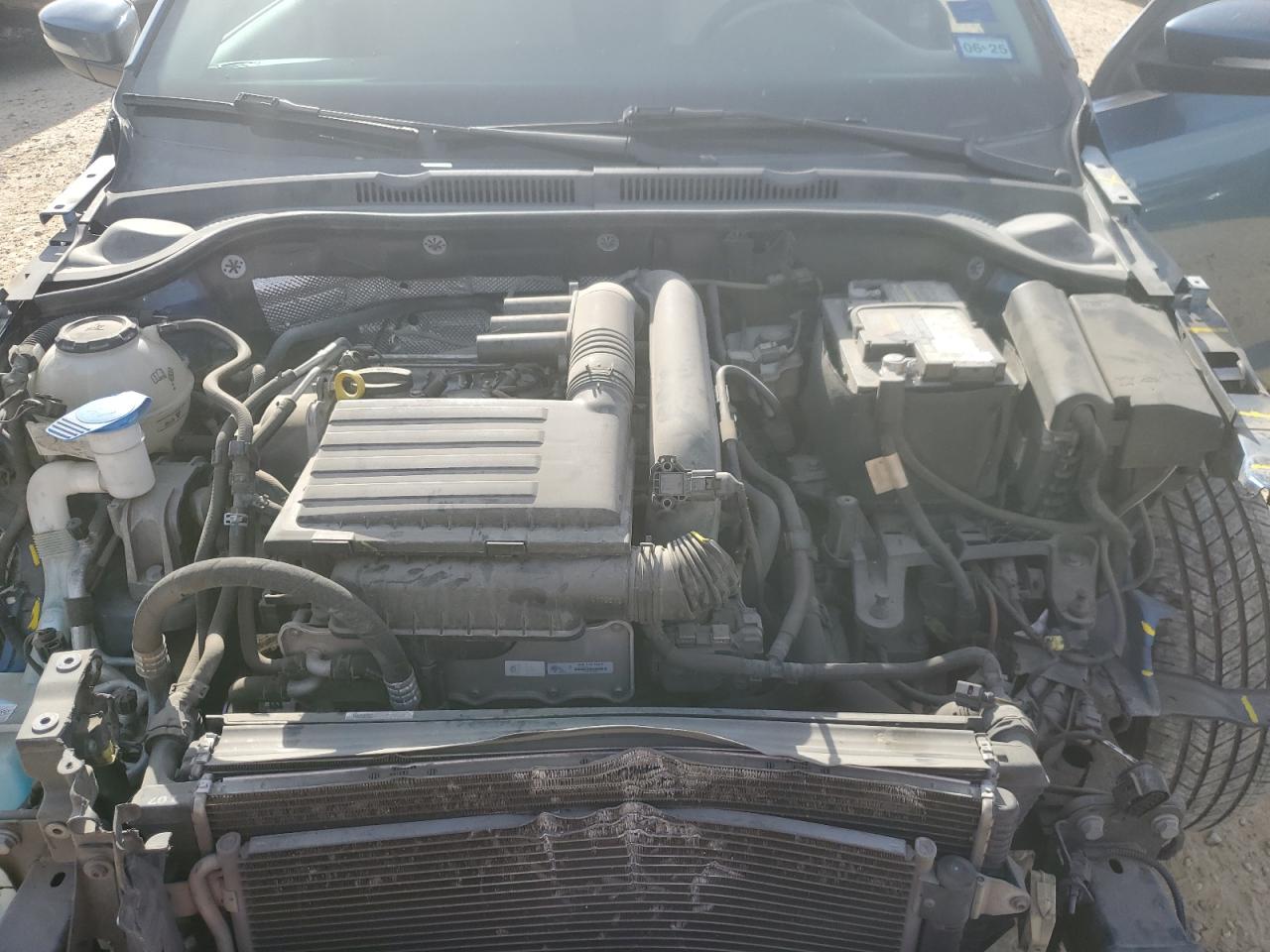 2018 Volkswagen Jetta - Image 11