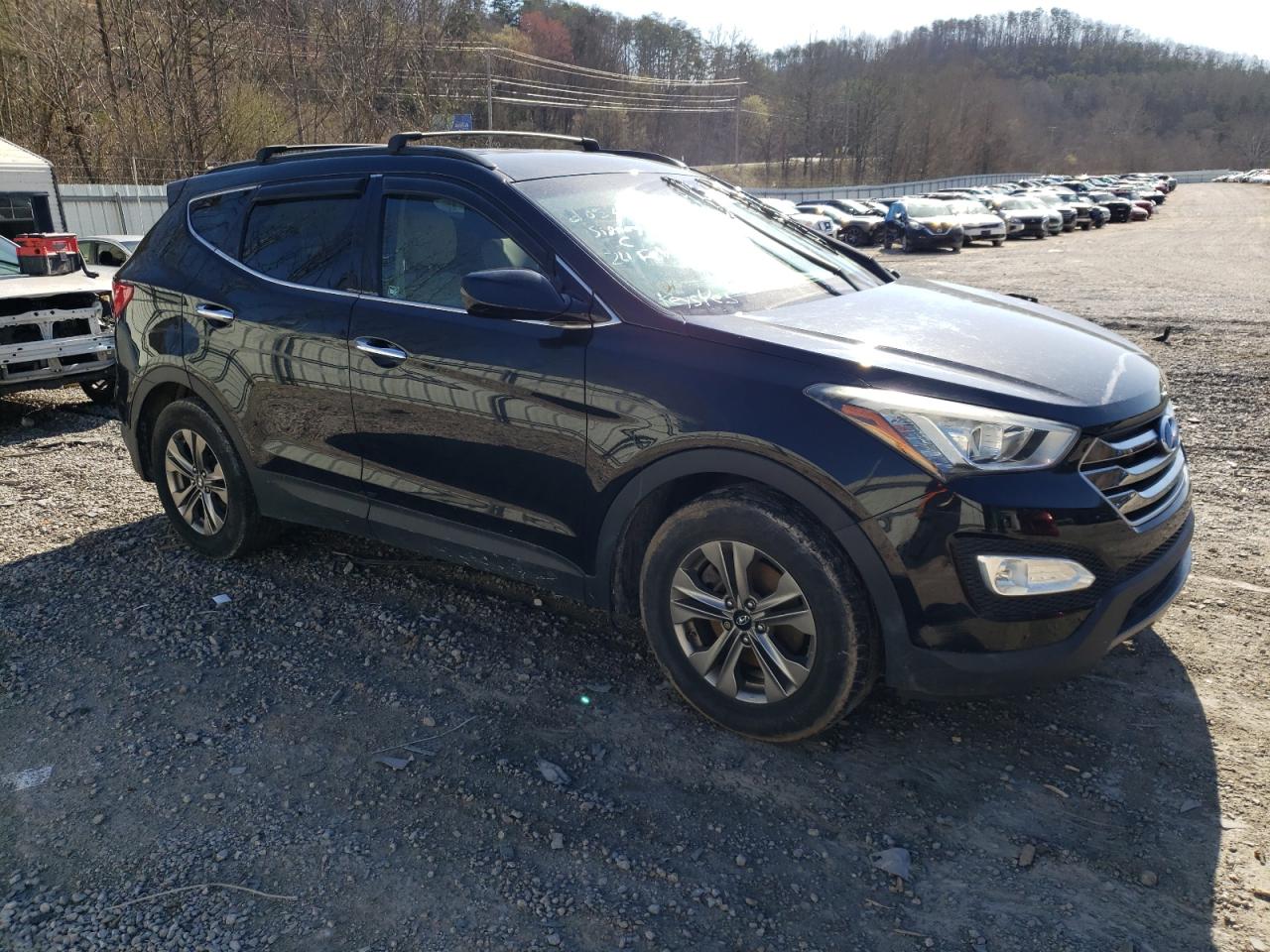 2016 Hyundai Santa Fe - Image 4
