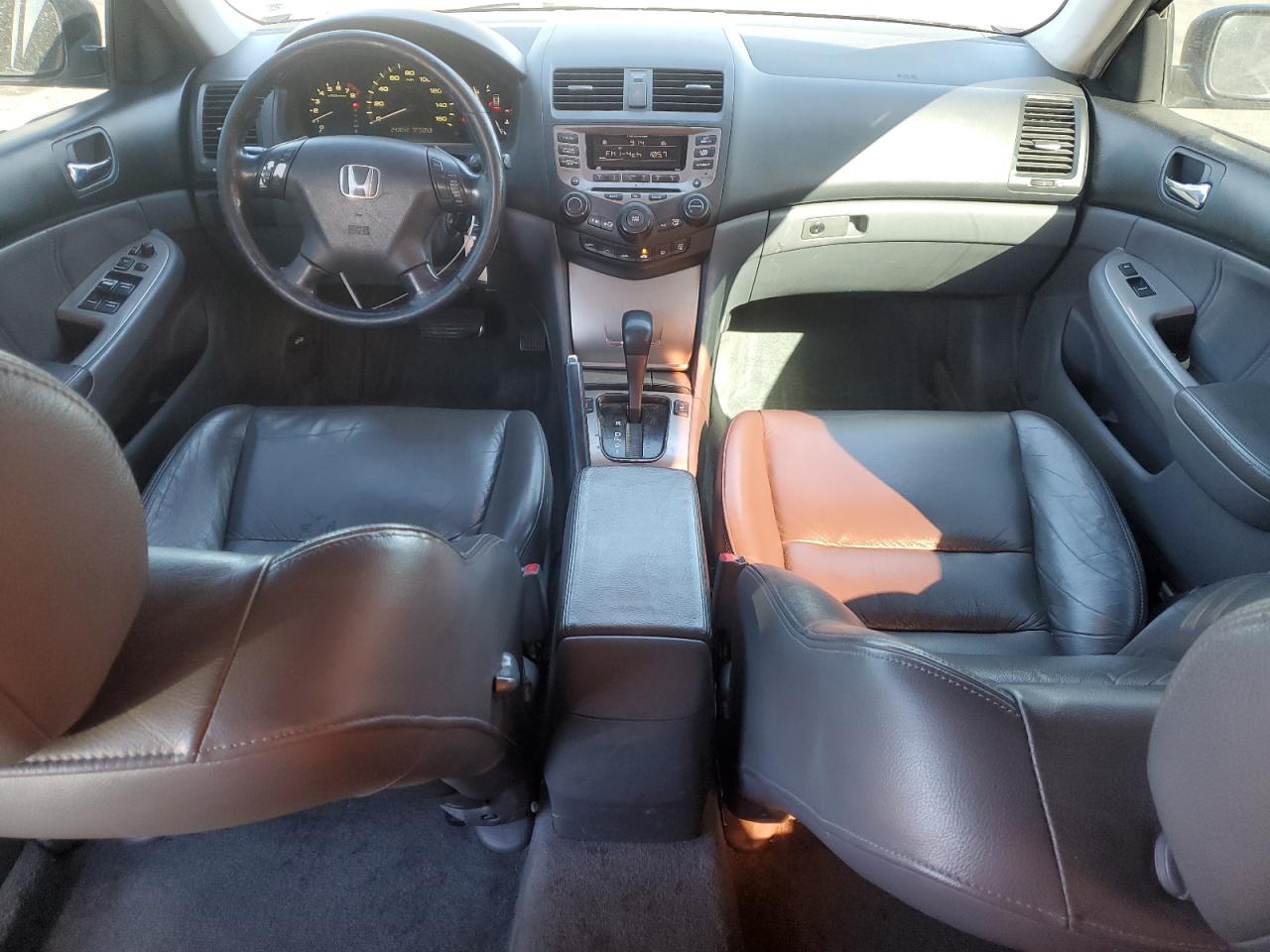 2006 Honda Accord - Image 8