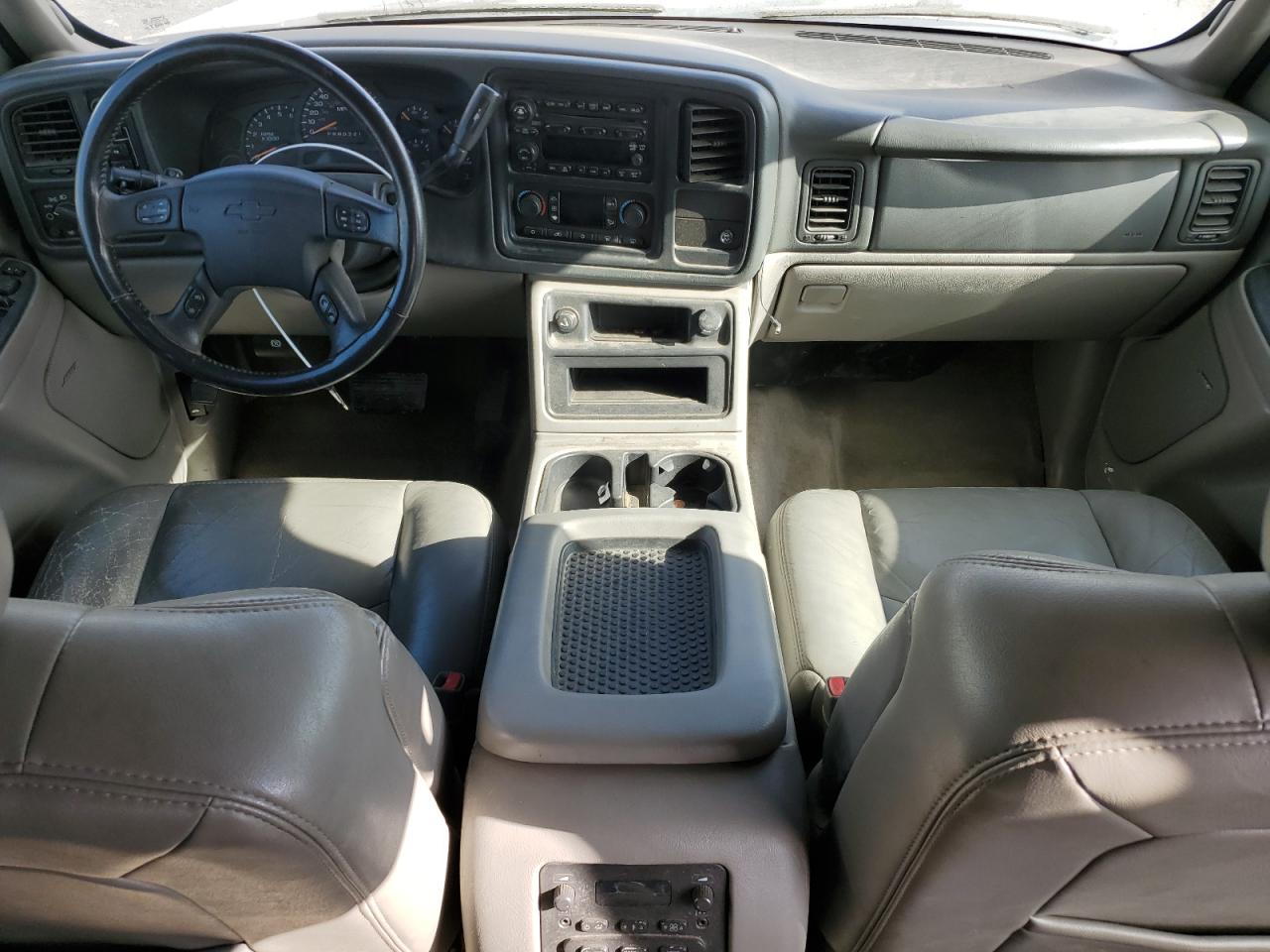 2006 Chevrolet Tahoe - Image 8