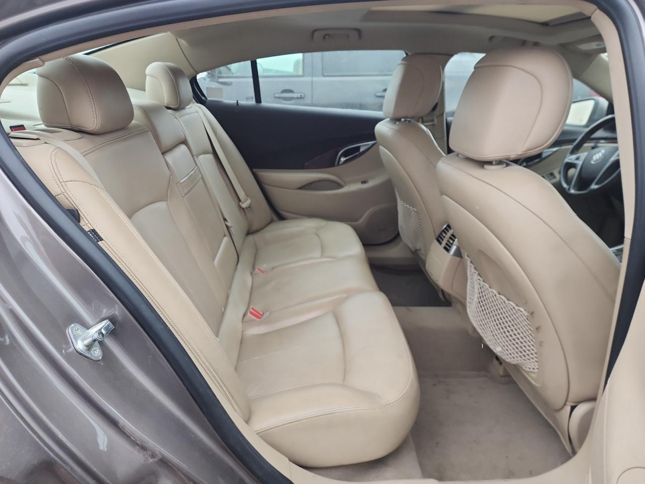 2011 Buick LaCrosse - Image 10