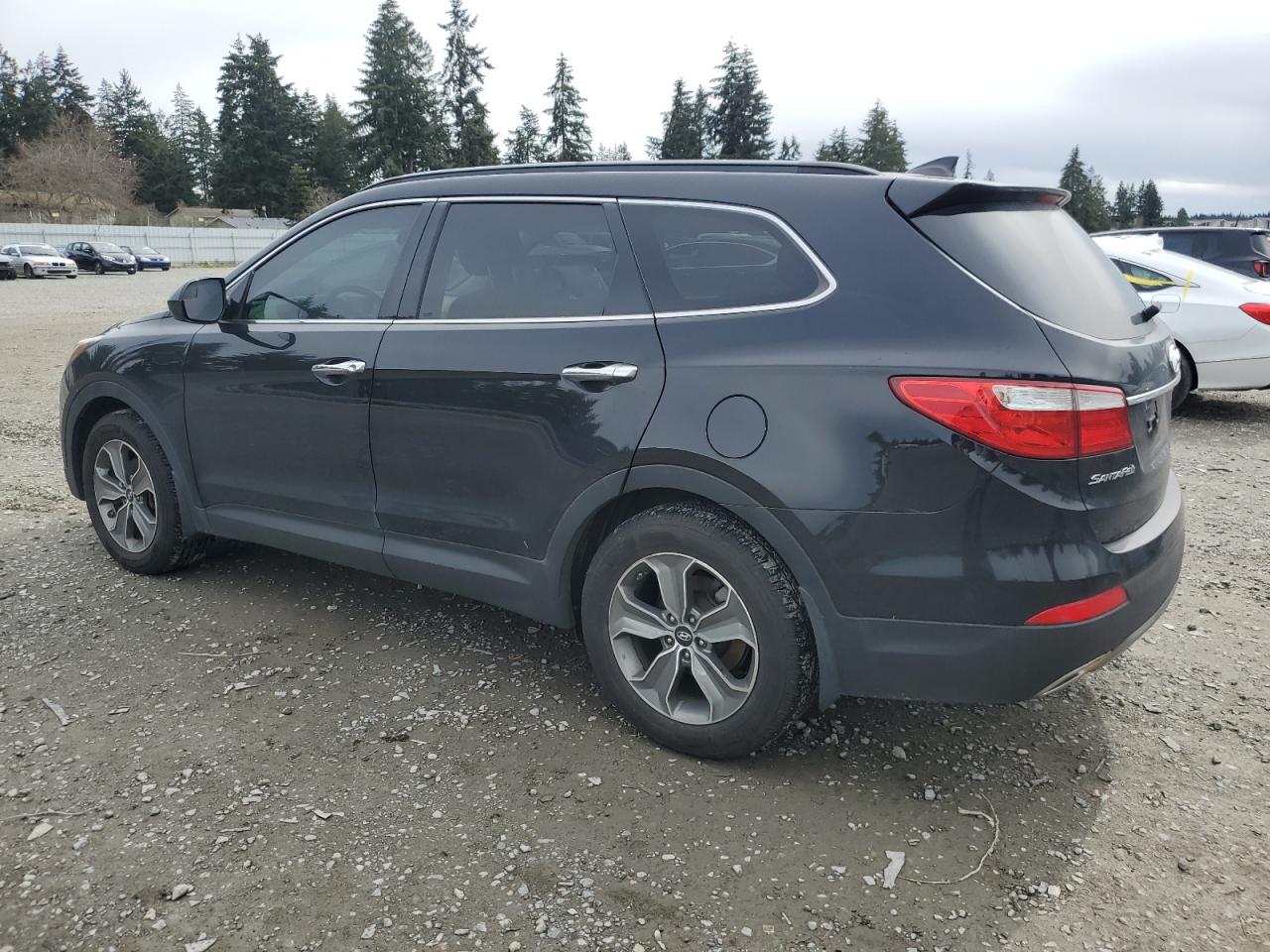 2015 Hyundai Santa Fe - Image 2