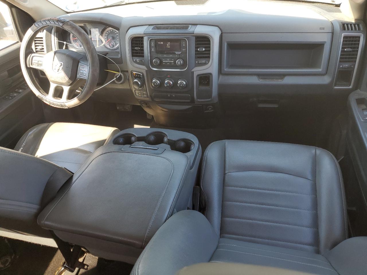 2016 RAM 1500 - Image 8