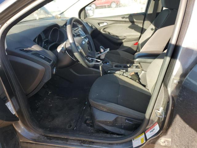 Sedans FORD FOCUS 2014 Silver