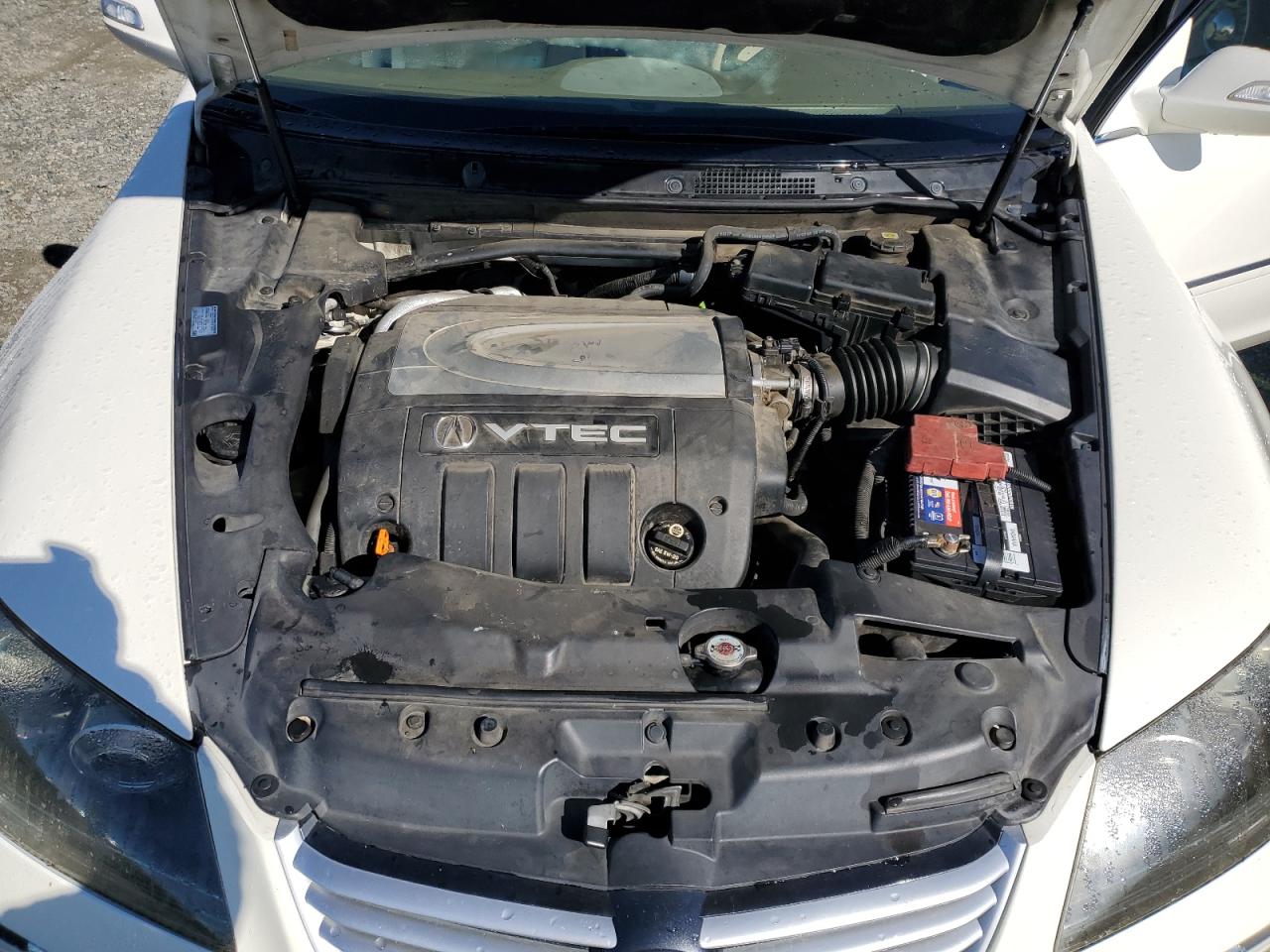 2008 Acura RL - Image 11