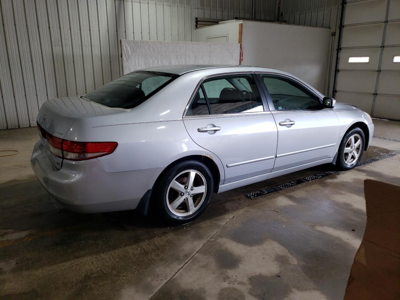 2004 Honda Accord - Image 3