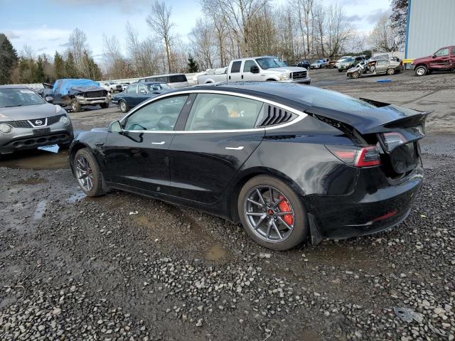  TESLA MODEL 3 2019 Черный