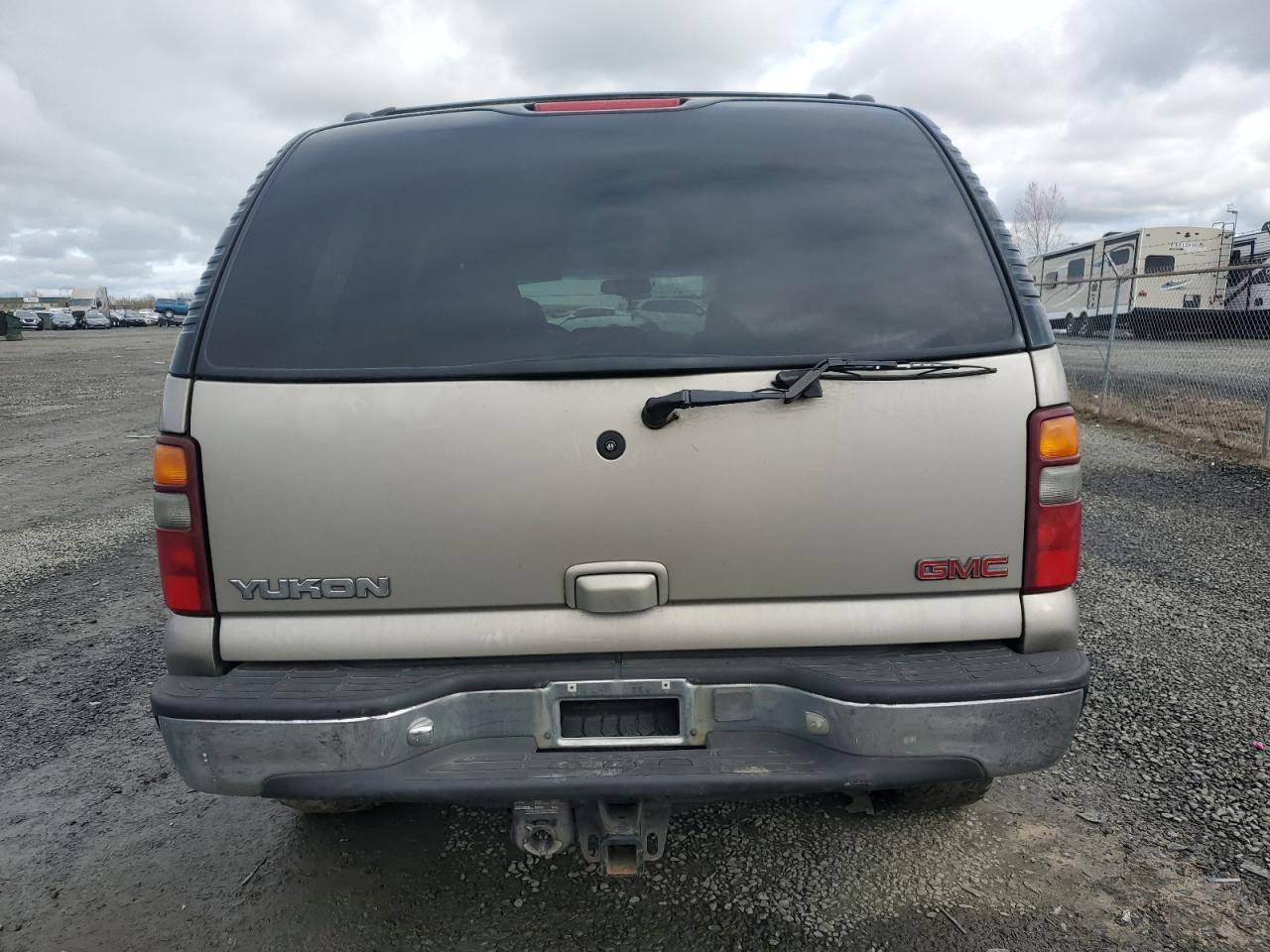 2000 GMC Yukon VIN: 1GKEK13T8YJ208746 Lot: 48691015