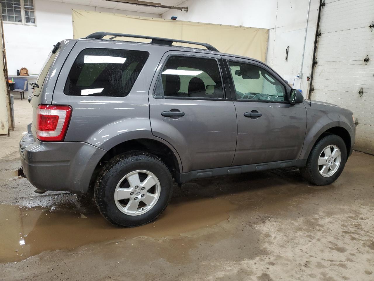 2011 Ford Escape - Image 3