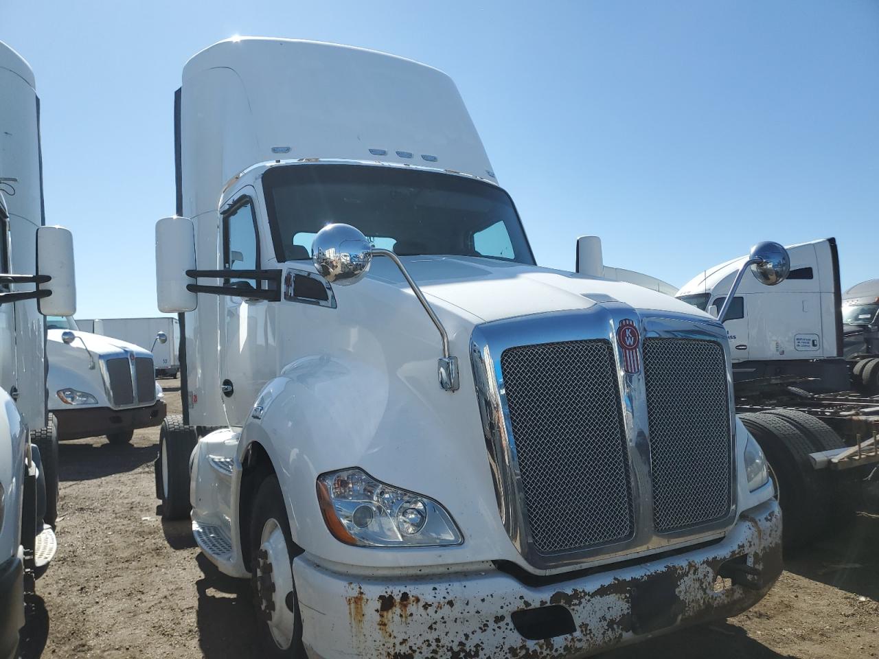 2014 Kenworth T680 Semi Truck for Sale in Brighton, CO - Mechanical