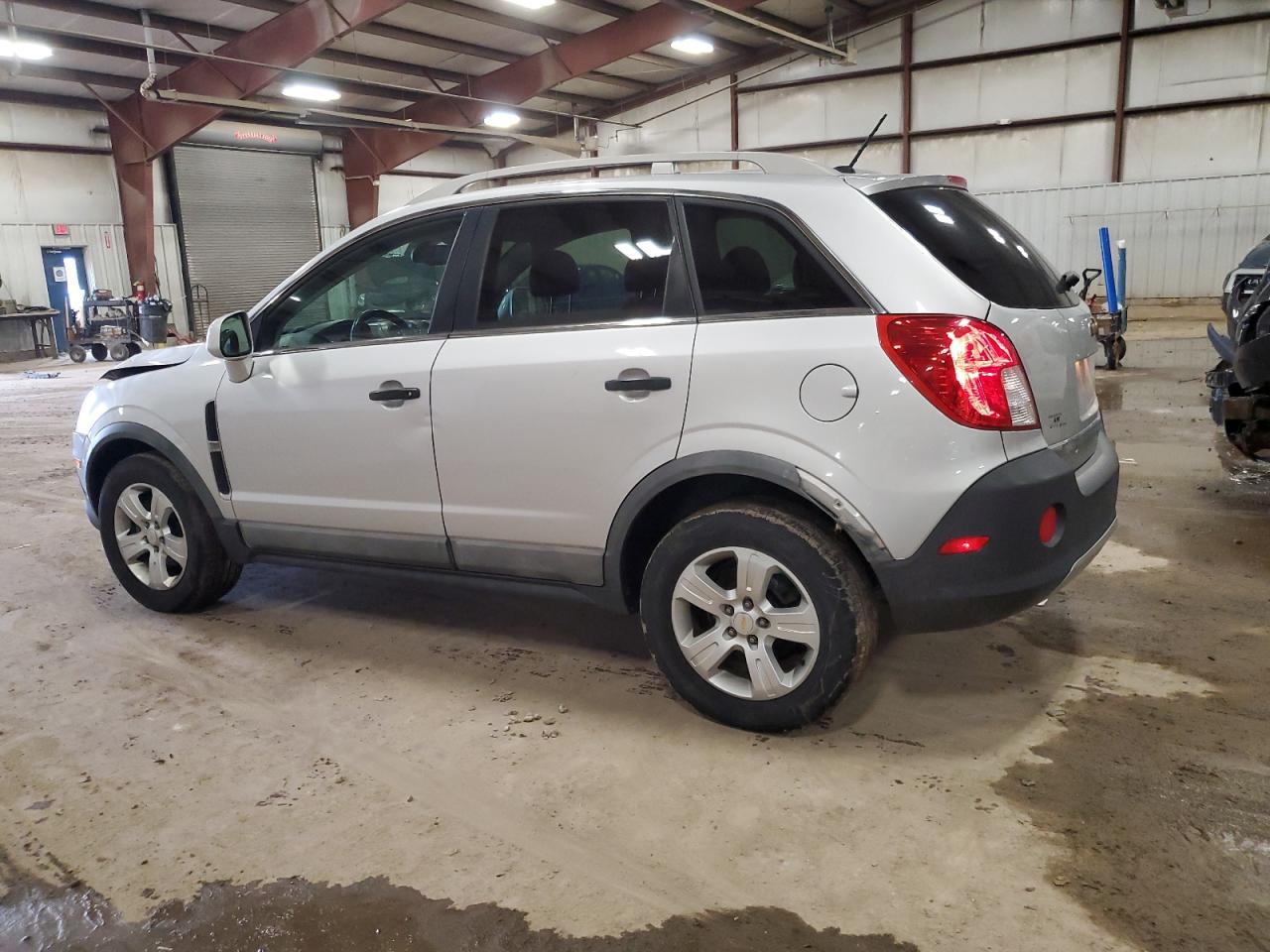 2013 Chevrolet Captiva - Image 2
