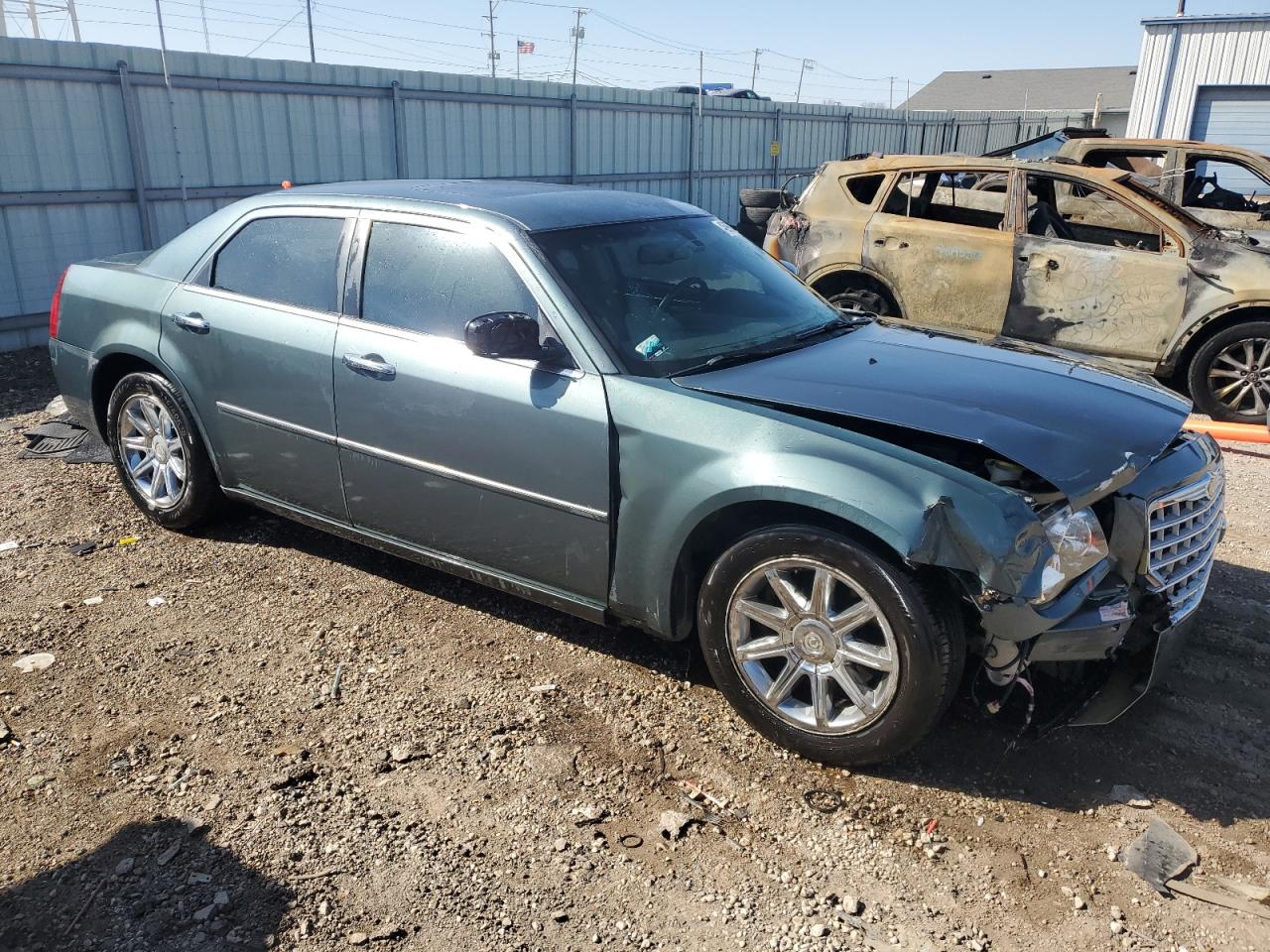 2006 Chrysler 300 - Image 4