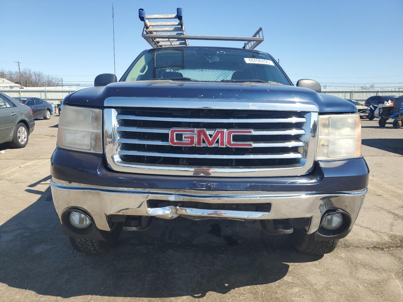 2010 GMC Sierra - Image 5