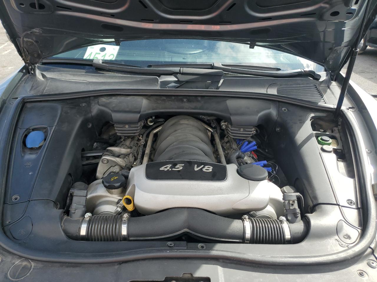2005 Porsche Cayenne - Image 12