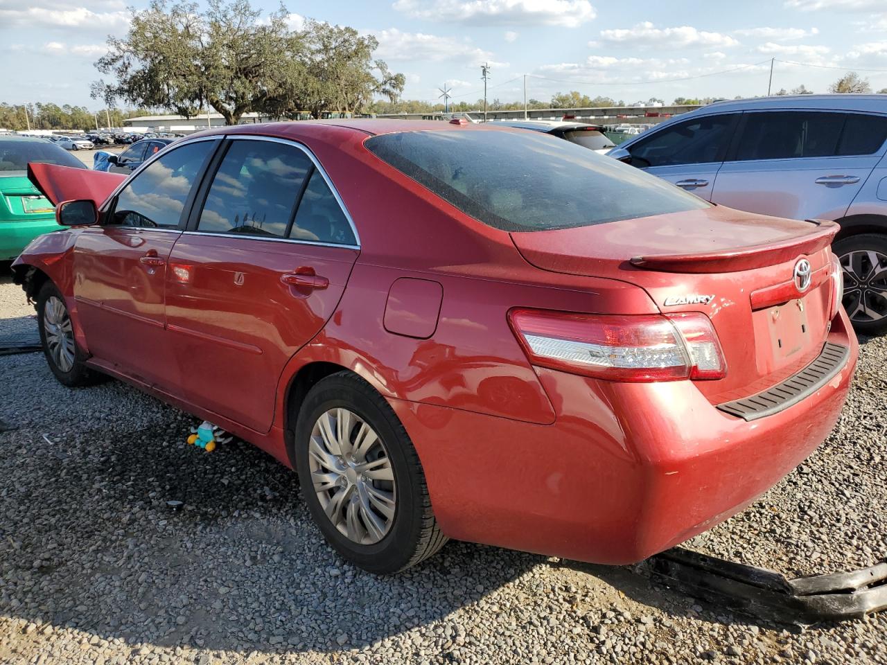 2011 Toyota Camry - Image 2