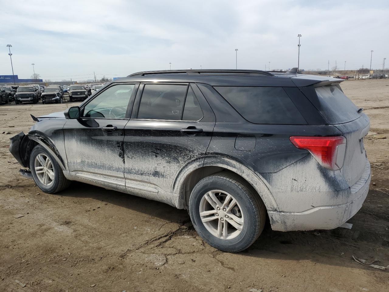 2022 Ford Explorer - Image 2