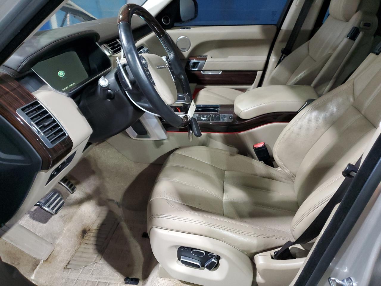 2015 Land Rover Range Rover - Image 7