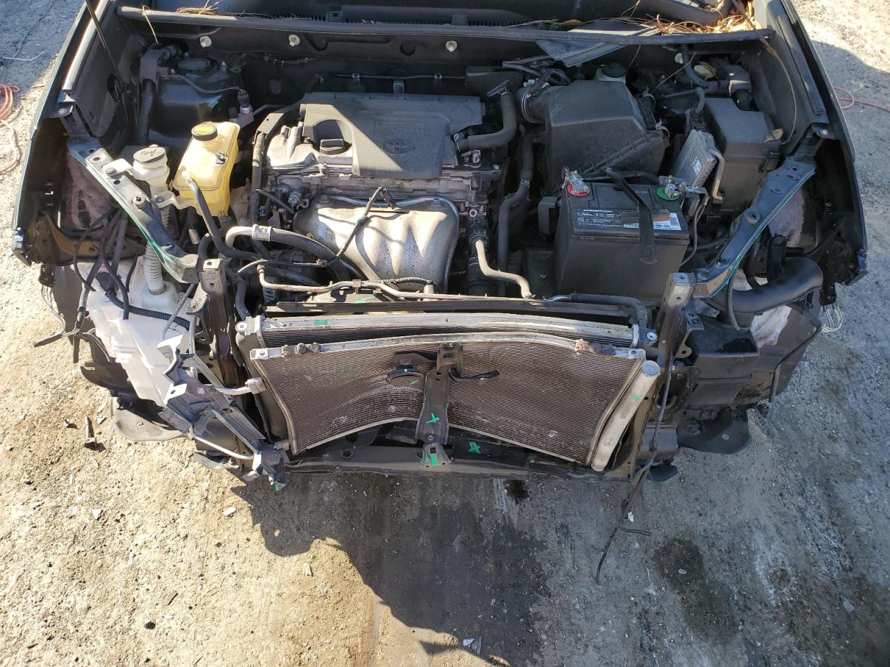2014 Toyota RAV 4 - Image 12