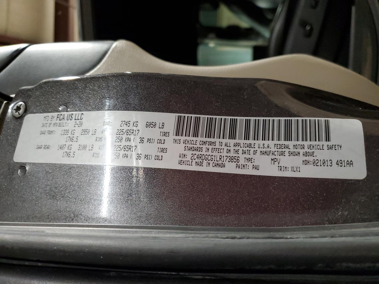 2020 Dodge Caravan - Image 13