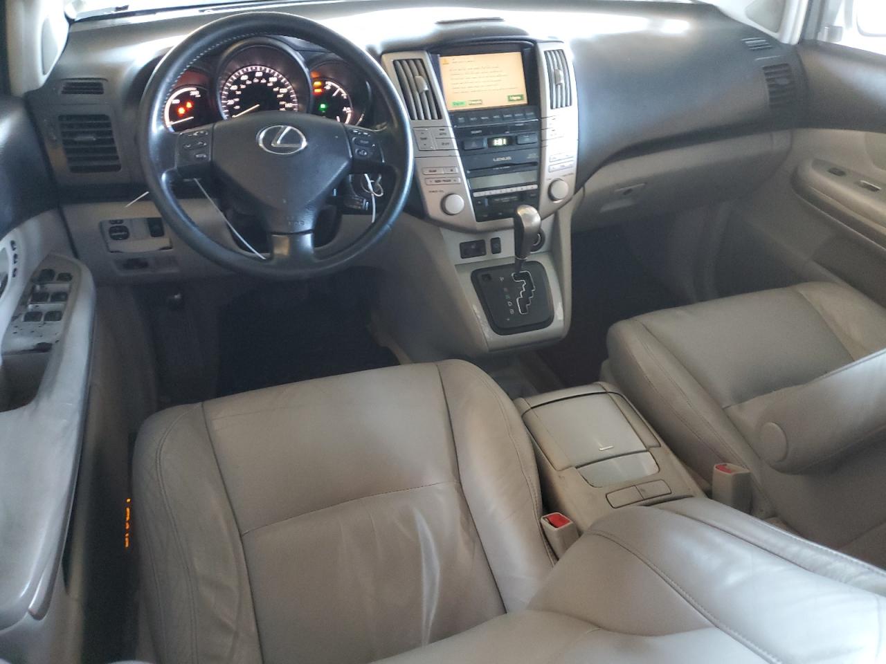 2006 Lexus RX - Image 8
