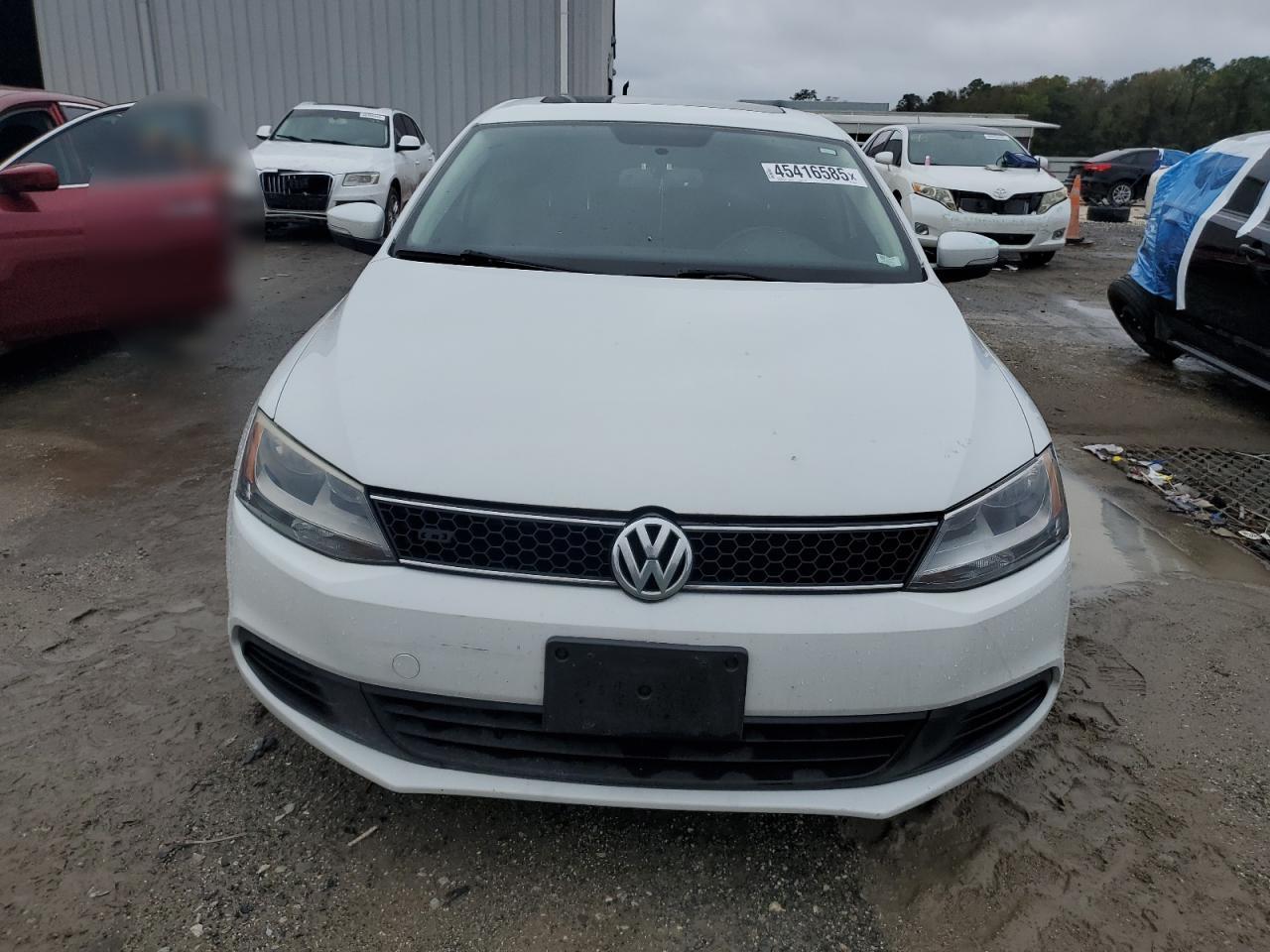 2014 Volkswagen Jetta - Image 5