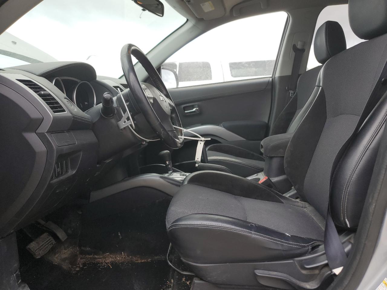 2010 Mitsubishi Outlander Xls VIN: JA4JT4AX5AZ002798 Lot: 49733035