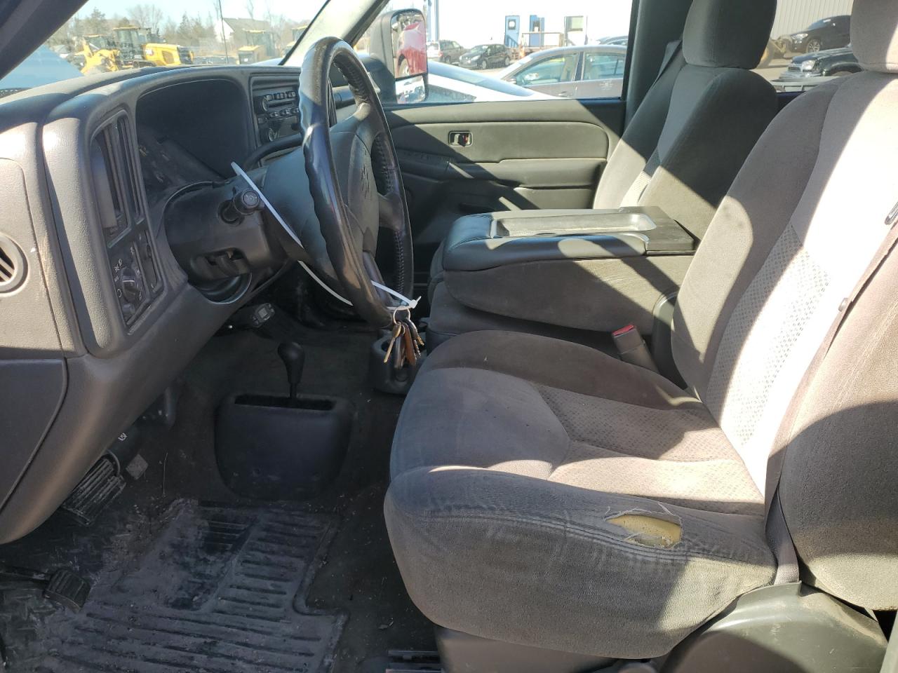 2006 Chevrolet Silverado - Image 7